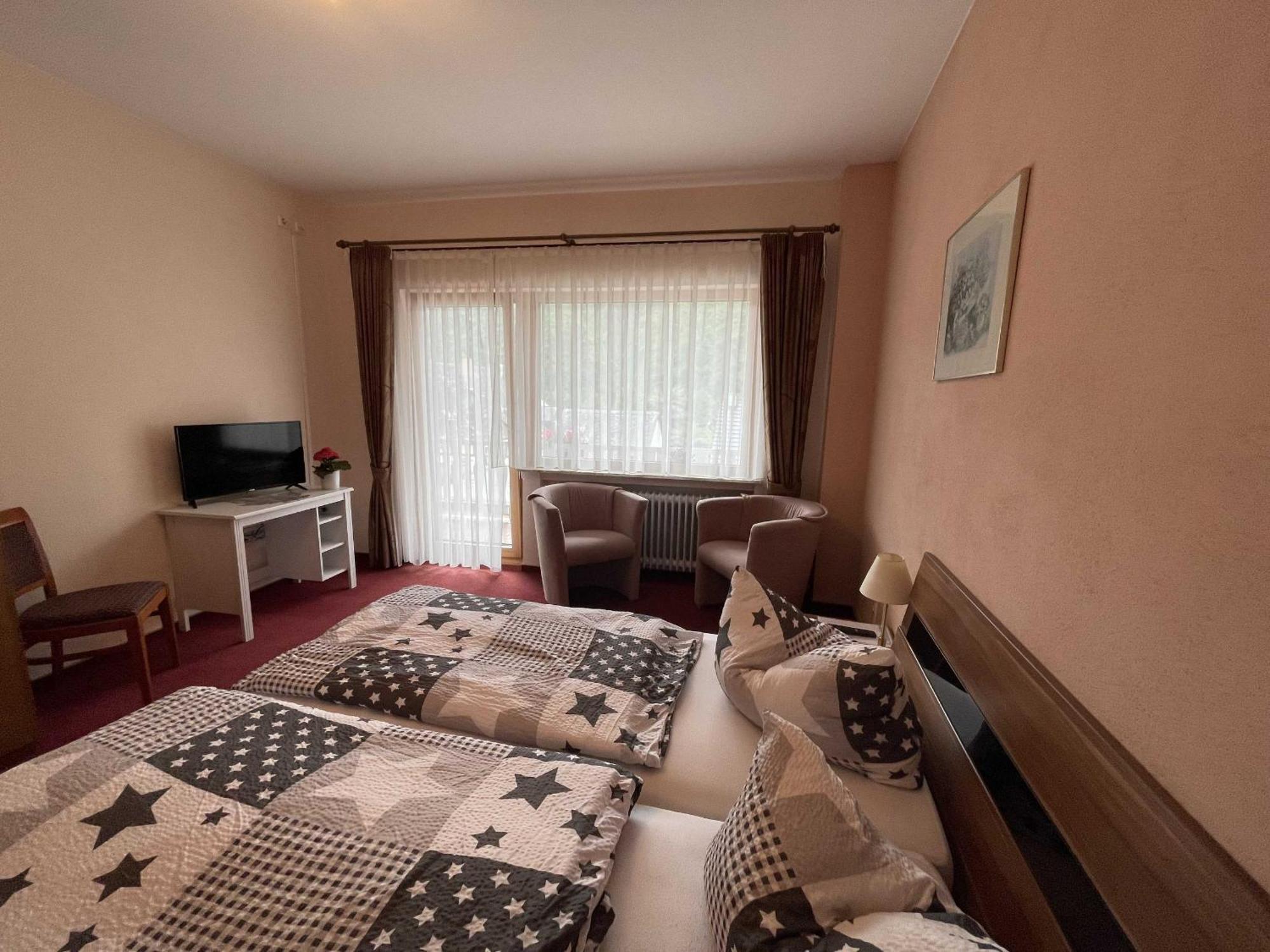Hotel Zur Mosel Minheim Экстерьер фото