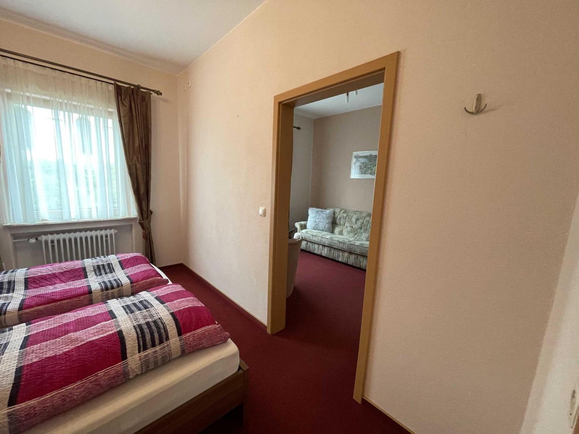 Hotel Zur Mosel Minheim Экстерьер фото