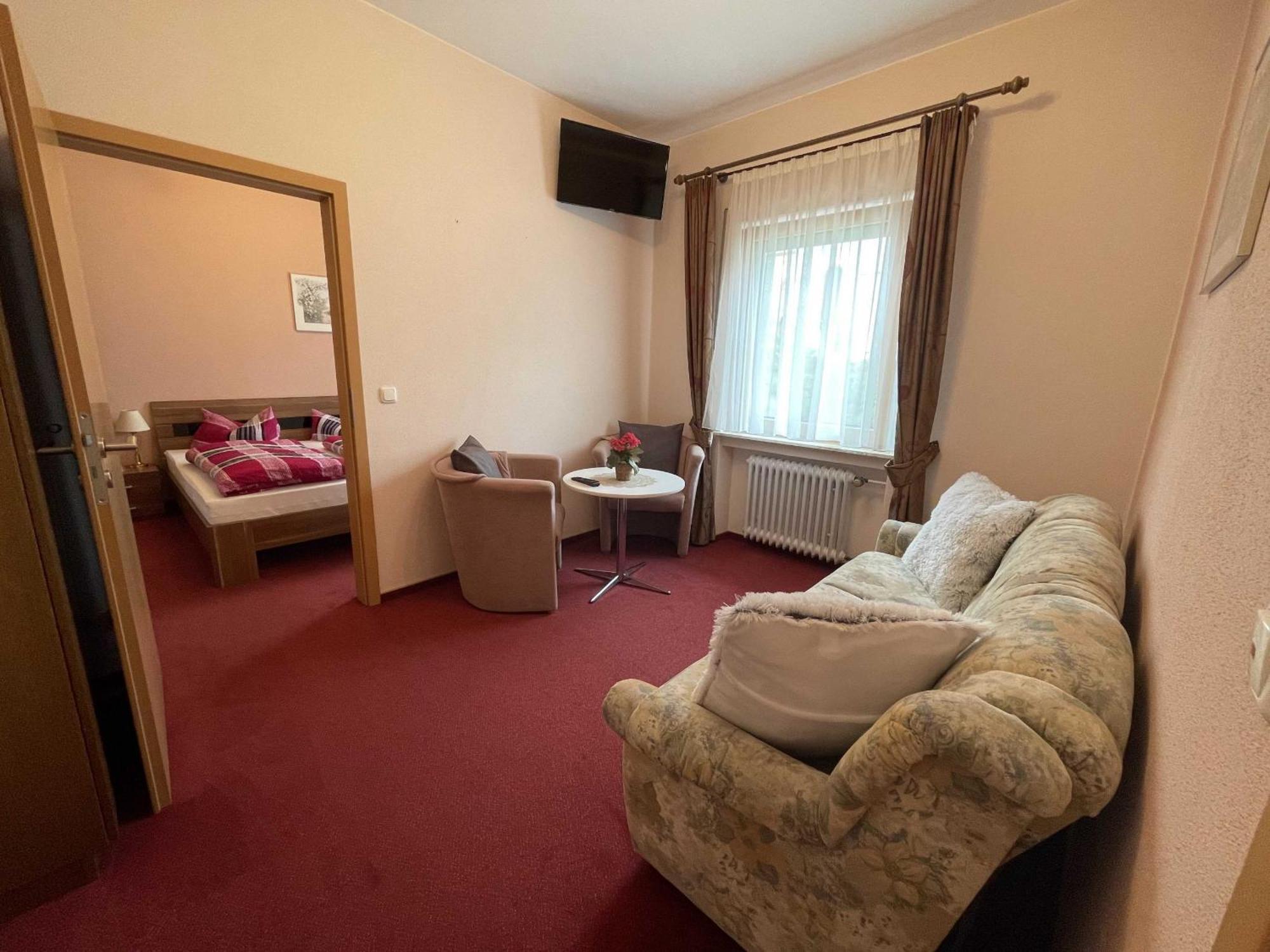 Hotel Zur Mosel Minheim Экстерьер фото