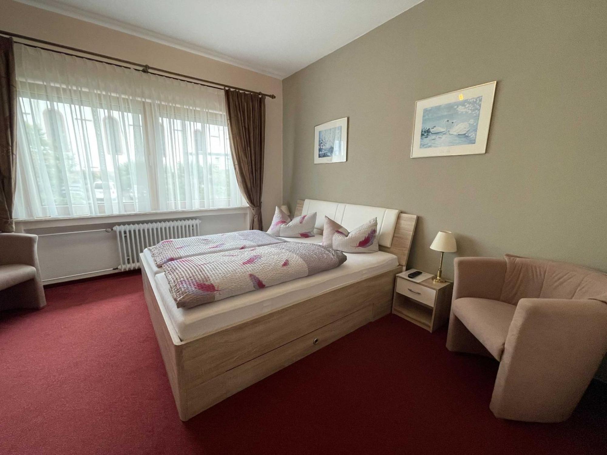 Hotel Zur Mosel Minheim Экстерьер фото